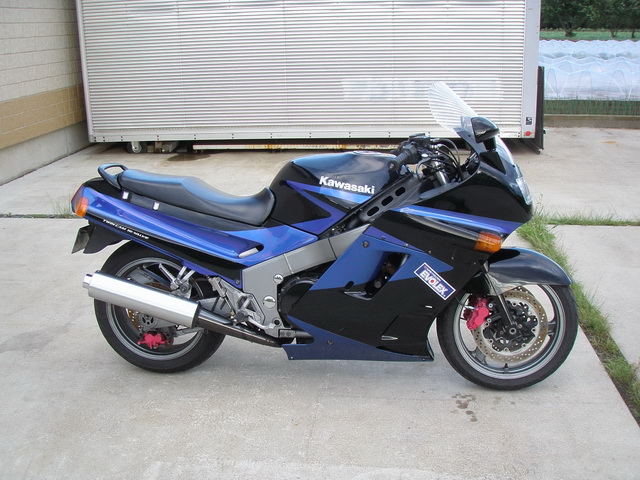 Купить мотоцикл Kawasaki ZZ-R1100-1 1990 фото 6